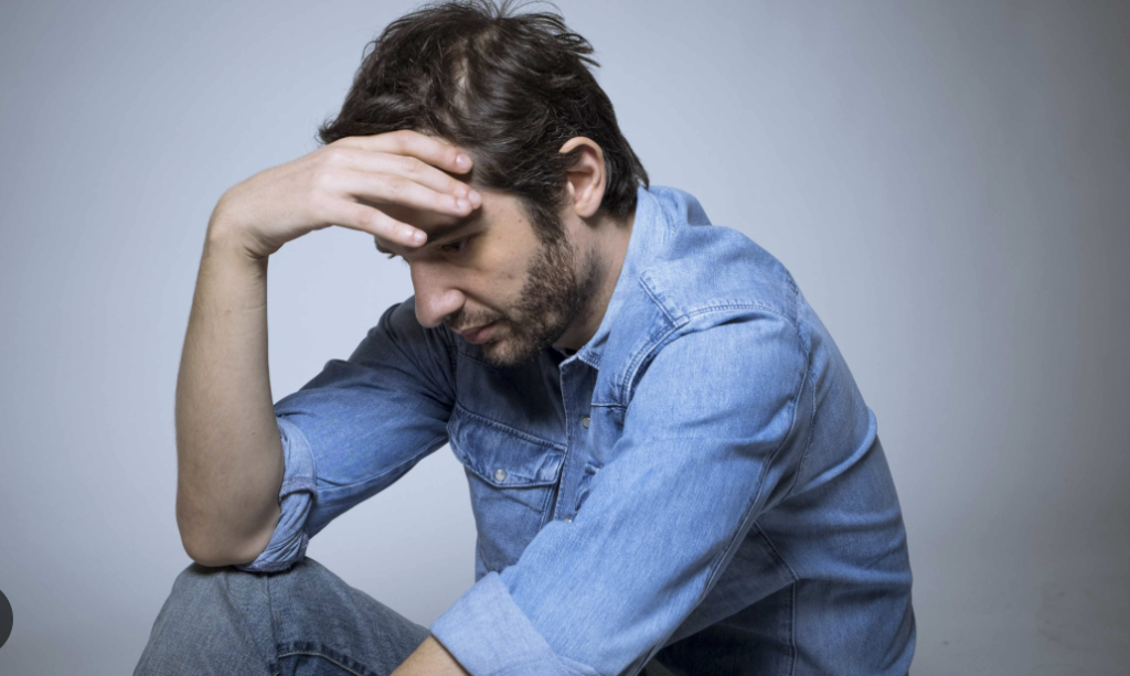 Hombre con deprsión